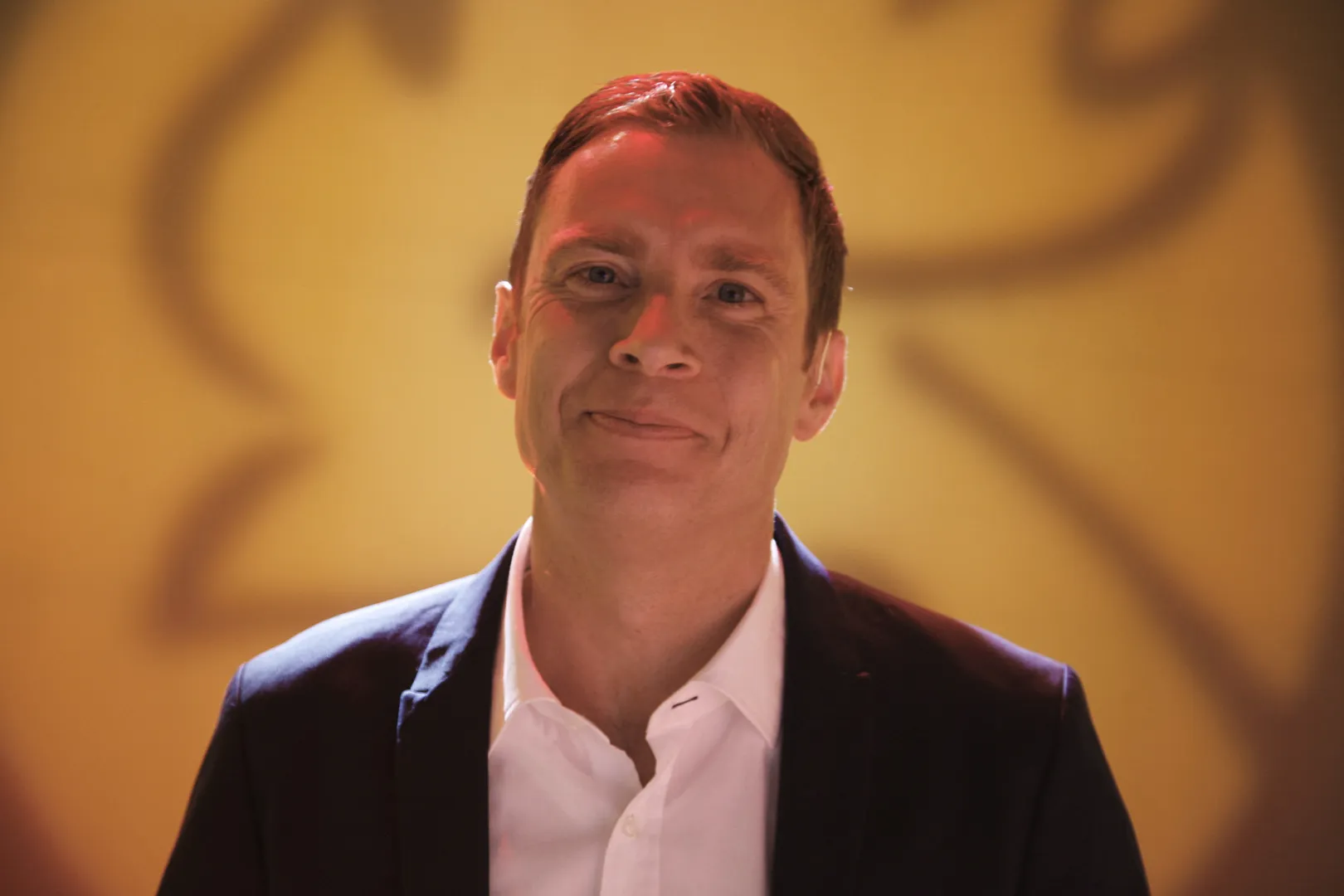 "Dolles Dorf"-Moderator Jens Kölker. Foto: hr/Andreas Glänzel